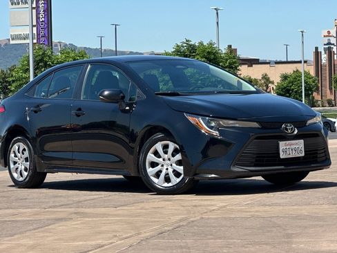 Certified 2023 Toyota Corolla LE FWD image 2