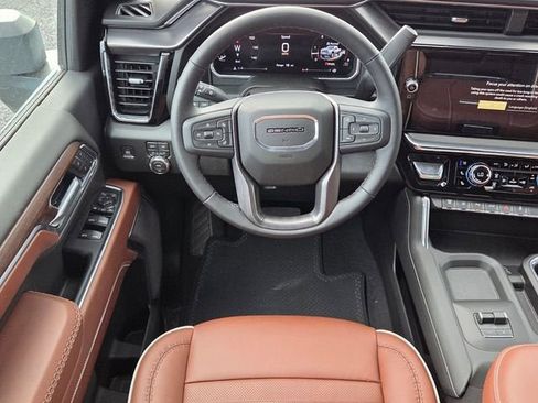 New 2026 GMC Sierra 2500 Denali Ultimate AWD/4WD image 11