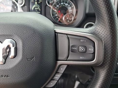 Used 2024 RAM 2500 Tradesman w/ Chrome Appearance Group image 21