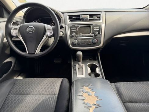 Used 2018 Nissan Altima 2.5 S w/ S Convenience Package FWD image 10