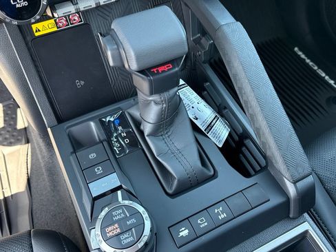 New 2026 Toyota Tacoma TRD Off-Road w/ TRD Off Road Premium Package AWD/4WD image 26