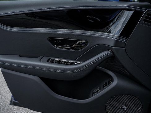 New 2025 Bentley Flying Spur Plug-In Hybrid image 33