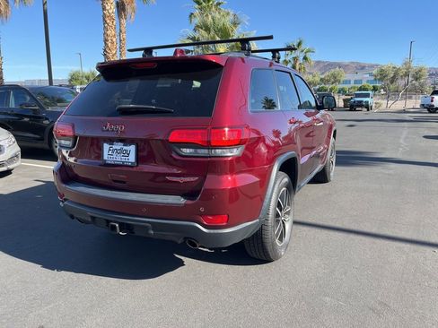 Used 2019 Jeep Grand Cherokee Trailhawk AWD/4WD image 6