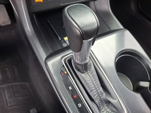 Used 2023 Honda Civic Touring image 12