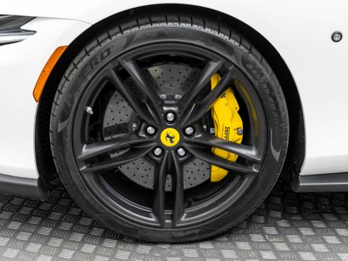 Certified 2022 Ferrari Roma image 53