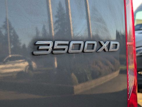 Used 2022 Mercedes-Benz Sprinter 3500 image 19