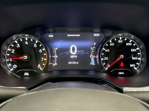 Used 2022 Jeep Compass Latitude w/ Sun and Sound Group AWD/4WD image 11