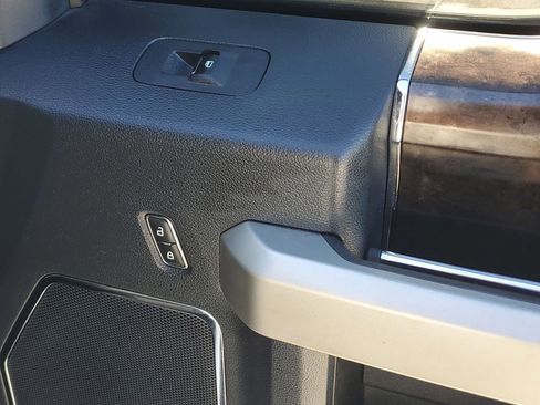 Used 2022 Ford F250 Lariat w/ Lariat Ultimate Package image 49