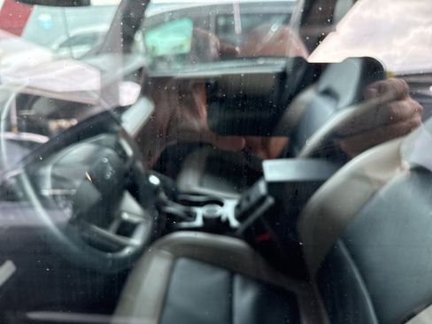 Used 2022 Ford Bronco Wildtrak image 24