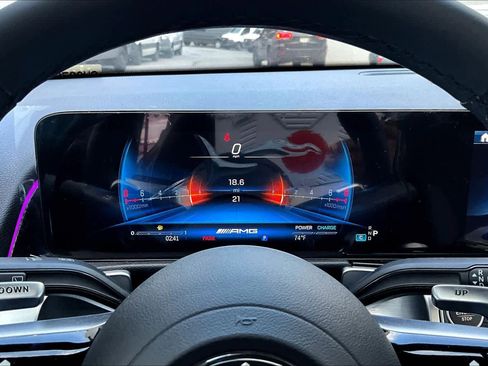 Used 2025 Mercedes-Benz GLB 35 AMG AMG GLB 35 image 26