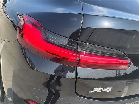 Used 2025 BMW X4 xDrive30i AWD/4WD image 28
