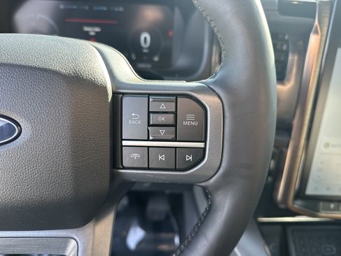 Used 2024 Ford F150 Lightning Lariat image 20