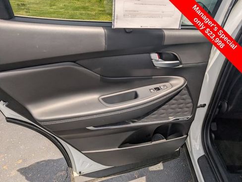 Used 2023 Hyundai Santa Fe Limited w/ Winter Weather Package AWD/4WD image 10