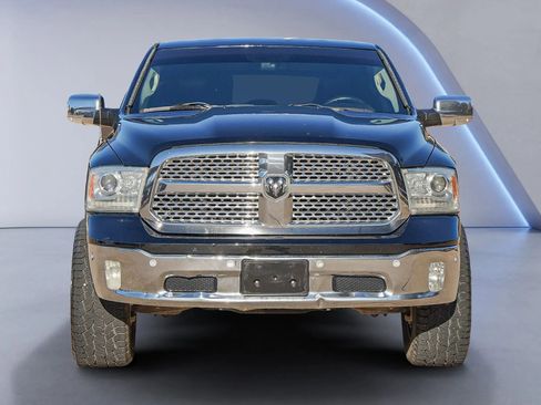 Used 2014 RAM 1500 Laramie w/ Convenience Group image 7