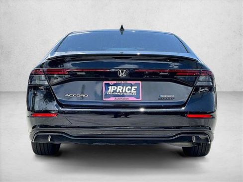 Used 2024 Honda Accord Sport image 4