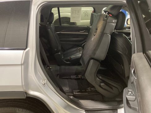 Used 2022 Jeep Grand Cherokee L Limited image 10