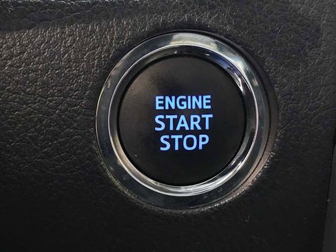 Used 2022 Toyota 4Runner Limited AWD/4WD image 19