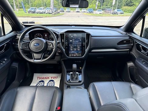 Used 2025 Subaru Forester Limited AWD/4WD image 14