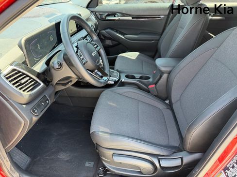 New 2026 Kia Seltos S FWD image 9