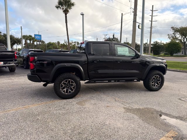 New 2026 Chevrolet Colorado ZR2 w/ Technology Package AWD/4WD image 12