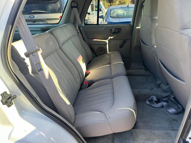 Used 2003 Chevrolet Blazer LS AWD/4WD image 10