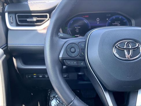 Certified 2025 Toyota RAV4 XSE w/ Advanced Technology Package AWD/4WD image 24