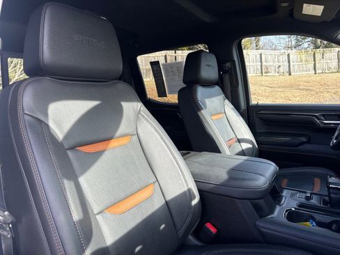 Used 2024 GMC Sierra 1500 AT4 w/ AT4 Premium Package image 51