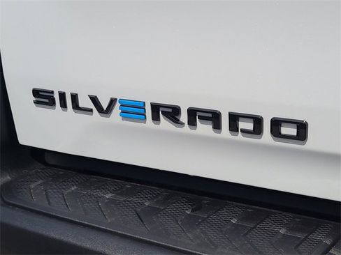 New 2026 Chevrolet Silverado EV Trail Boss image 9