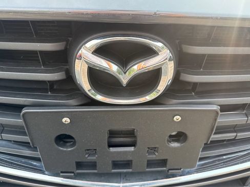 Used 2018 MAZDA MAZDA3 Sport FWD image 23