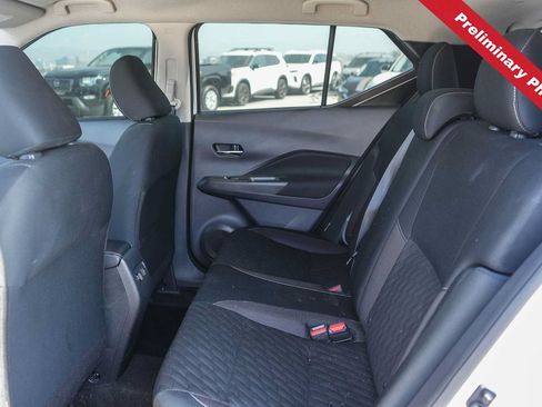 Used 2024 Nissan Kicks SV FWD image 13