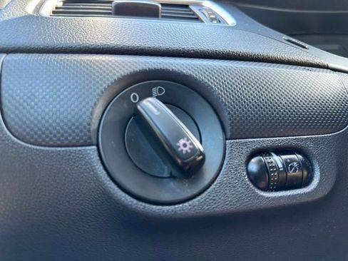 Used 2014 Volkswagen Jetta S image 35