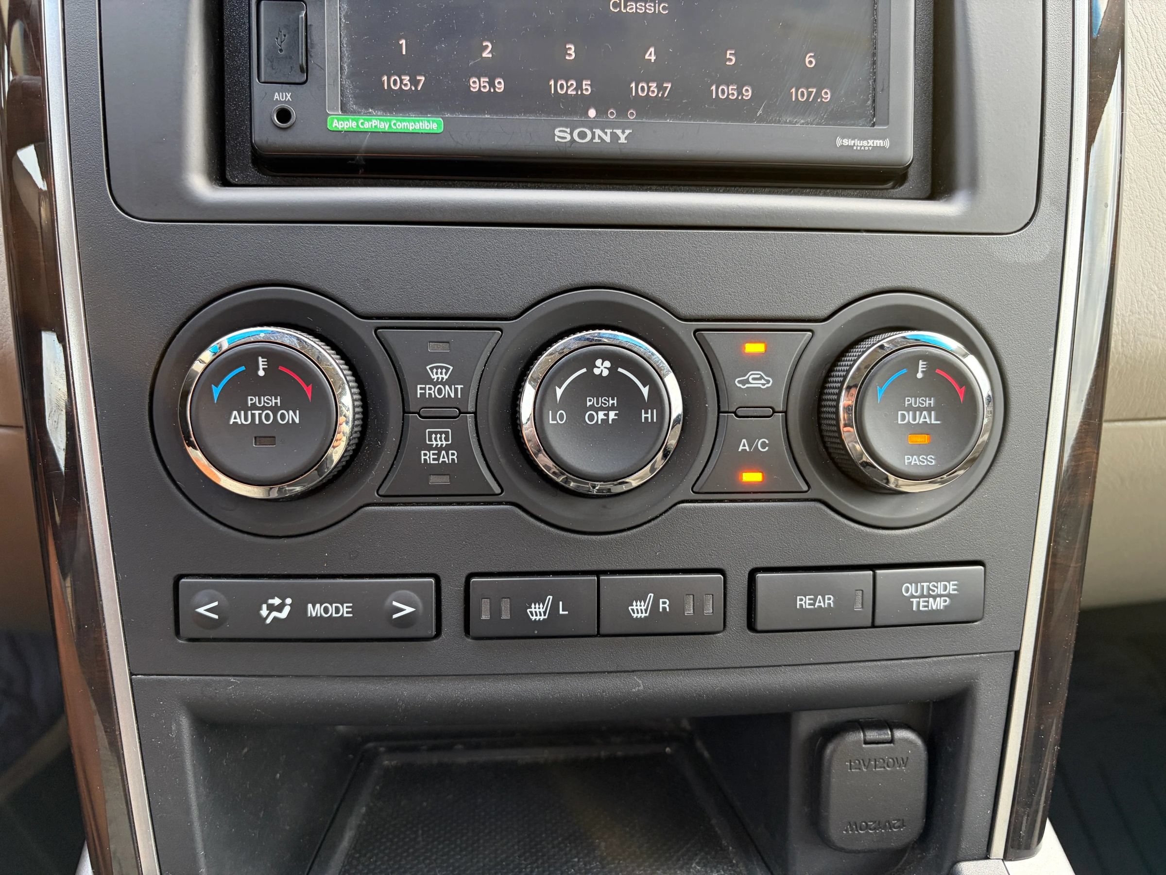 Used 2012 MAZDA CX-9 Grand Touring w/ Moonroof & Bose Audio Pkg AWD/4WD image 36