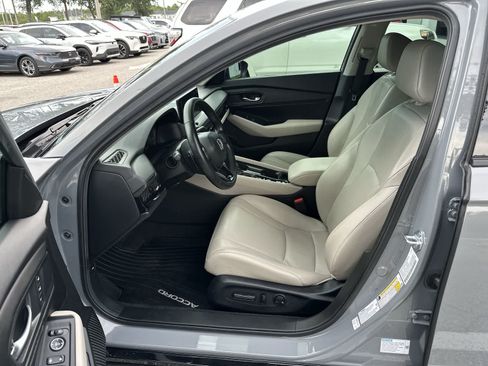 Used 2025 Honda Accord EX-L image 2
