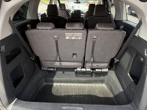 Used 2019 Honda Odyssey EX image 9