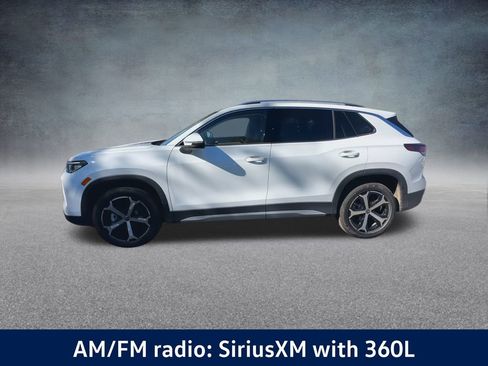 New 2025 Volkswagen Tiguan SE image 11