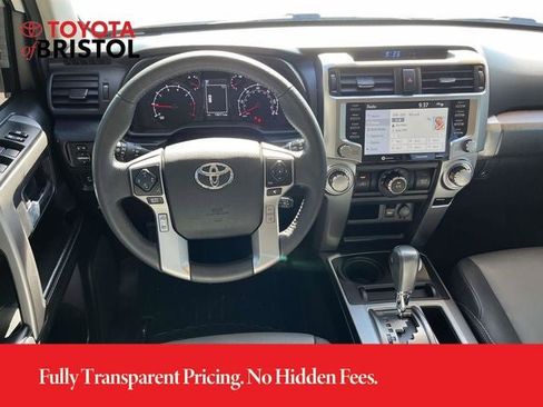 Used 2021 Toyota 4Runner SR5 Premium w/ Moonroof Package AWD/4WD image 12