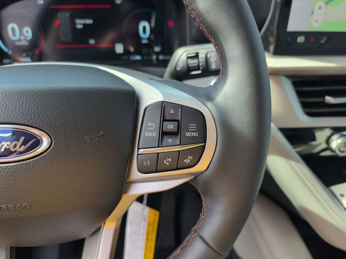 New 2026 Ford Explorer Active w/ Active Comfort Package image 31