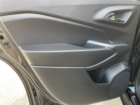 New 2026 Chevrolet Trax RS w/ Sunroof Package image 43