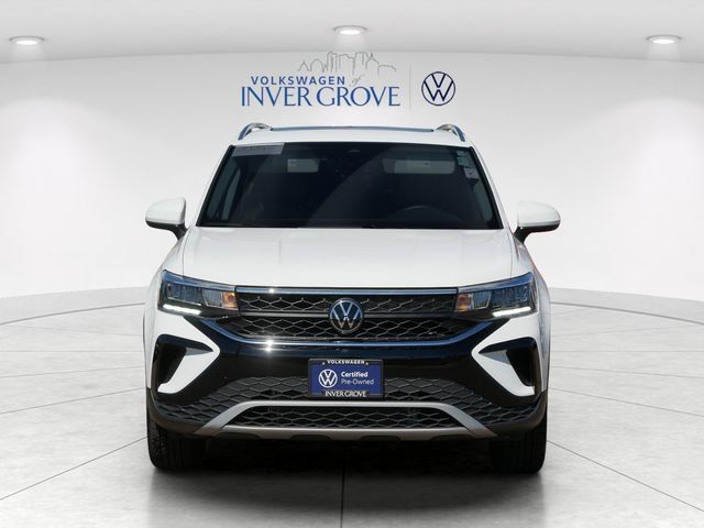 Certified 2024 Volkswagen Taos SE AWD/4WD image 2