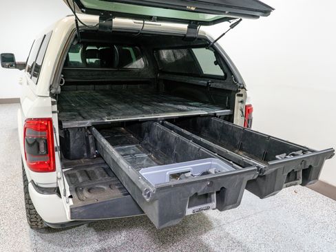 Used 2023 RAM 3500 Limited image 12