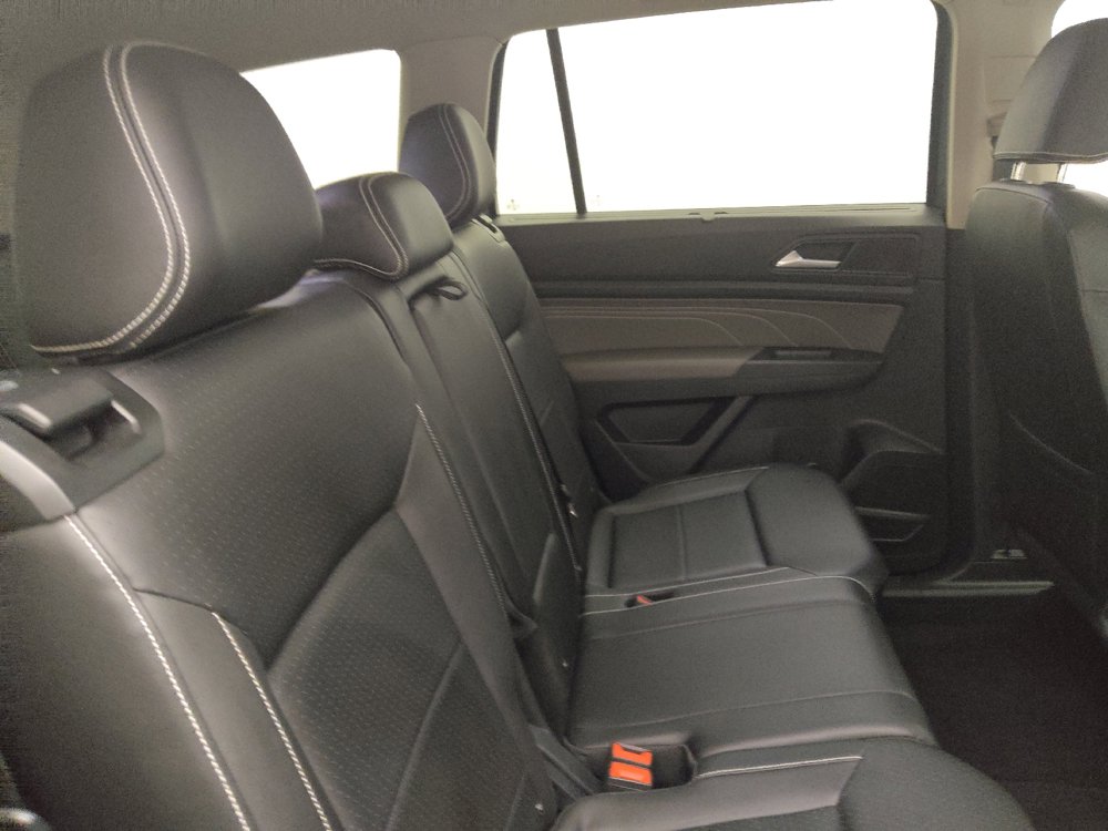 Used 2023 Volkswagen Atlas SE w/ Panoramic Sunroof Package FWD image 19