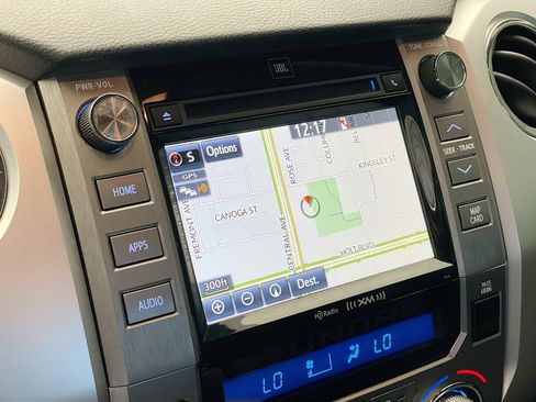 Used 2018 Toyota Tundra Limited image 9