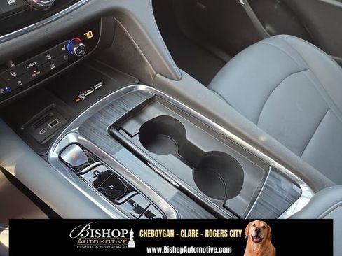 Used 2023 Buick Enclave Premium AWD/4WD image 26