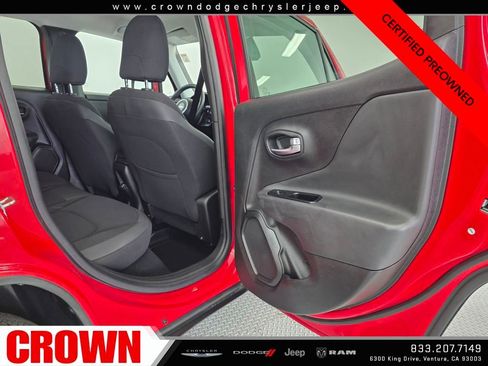 Certified 2022 Jeep Renegade Latitude image 15