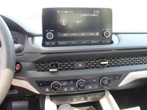 New 2025 Honda Accord SE image 7