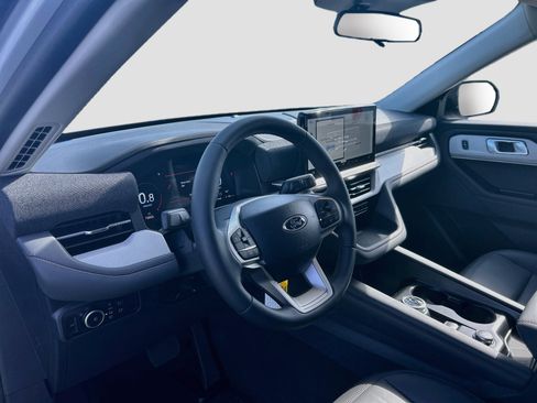 New 2026 Ford Explorer Active w/ Active Comfort Package RWD image 6