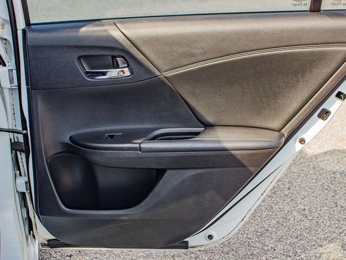 Used 2013 Honda Accord Sport image 17