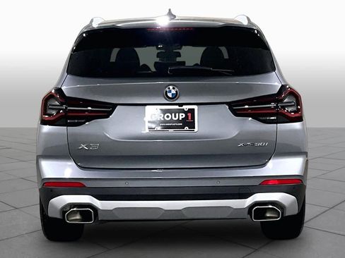 Used 2024 BMW X3 xDrive30i w/ Premium Package AWD/4WD image 4