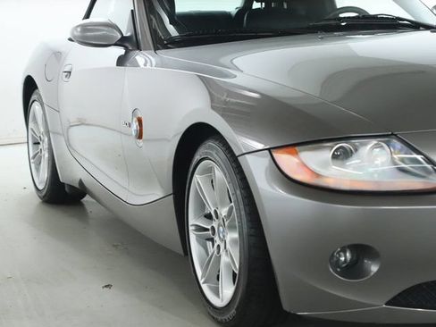 Used 2003 BMW Z4 3.0i RWD image 8