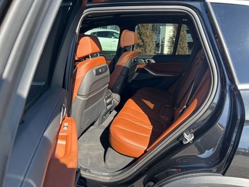 Used 2024 BMW X5 xDrive40i w/ Premium Package image 19